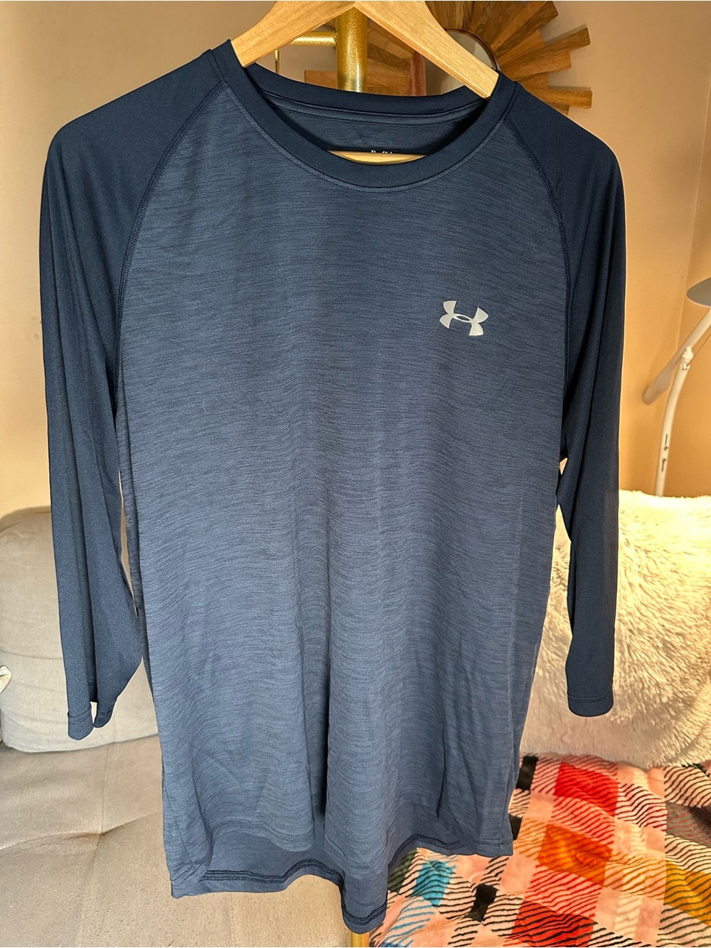 Under Armour Dark Navy Performance Crew Neck Shirt 3/4 sleeve raglan